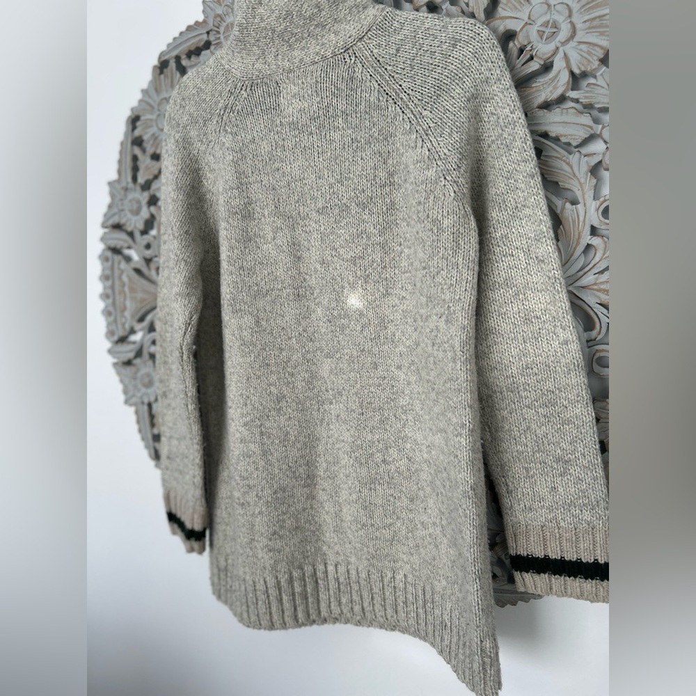 Roots Beige/Grey Knit Cowl Neck Pullover Sweater – Size XL, Cozy & Stylish - Picture 8 of 13